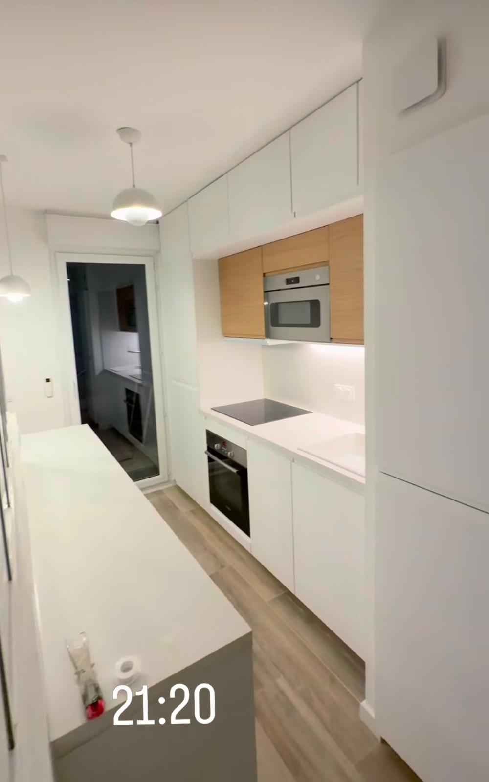 Rénovation intérieure complète – Cuisine aménagée